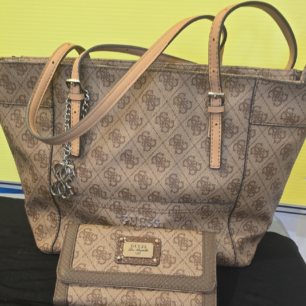 GUESS Brown Logo Tote and Wallet Set